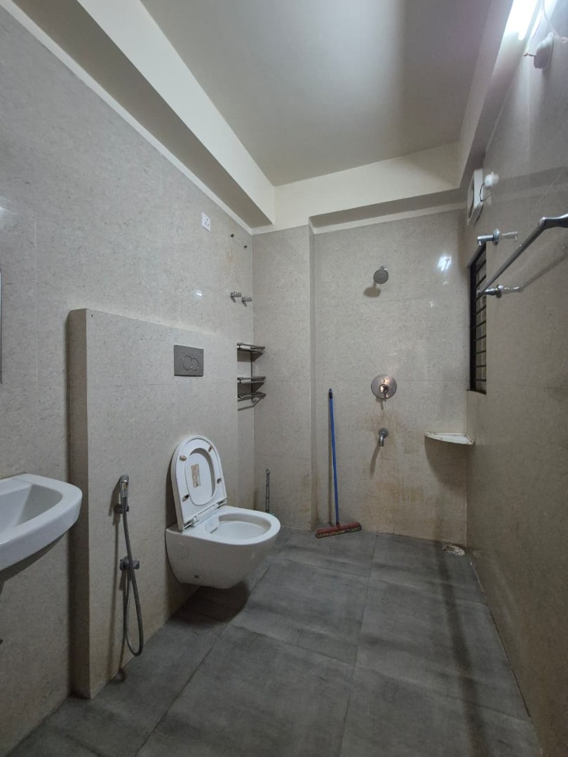 Unfurnished 3bhk in Survey, Guwahati, Assam, India for Rent
